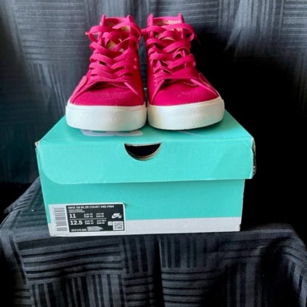 Men's Nike SB Blazer Court Mid Premium